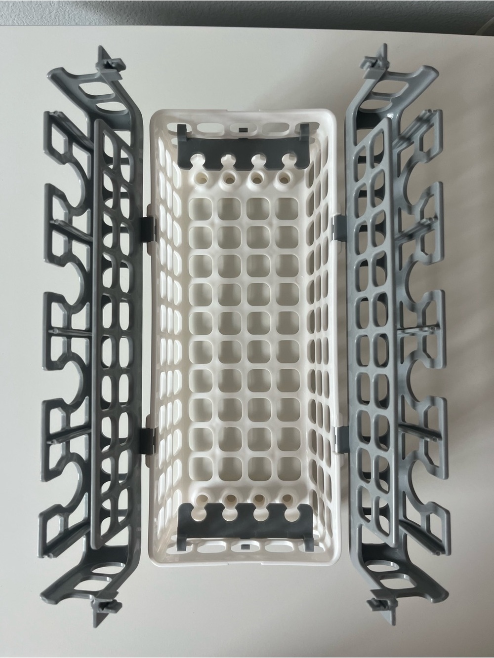 OXO Tot Dishwasher Basket - Minimal Use 🩶 - Picture 4 of 4